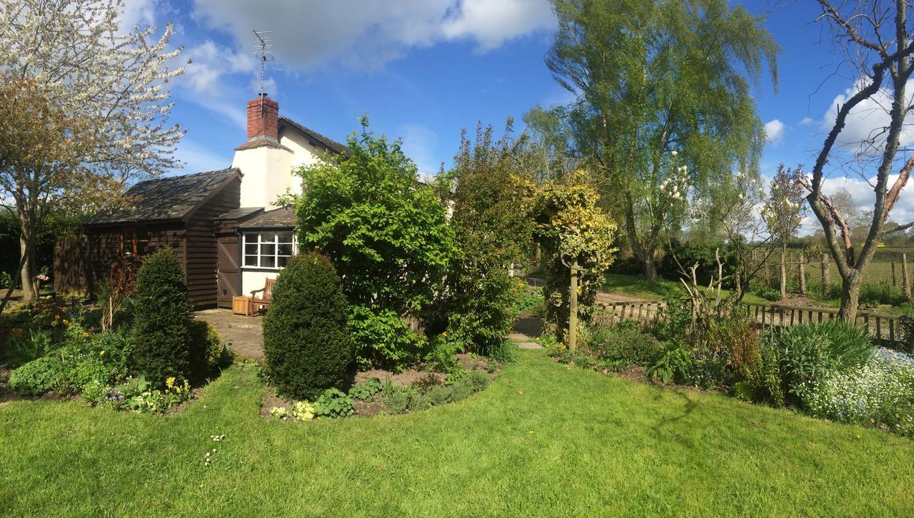Yew Tree Cottage Leominster Bagian luar foto