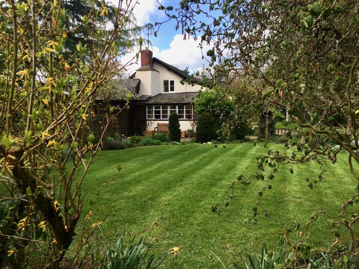 Yew Tree Cottage Leominster Bagian luar foto